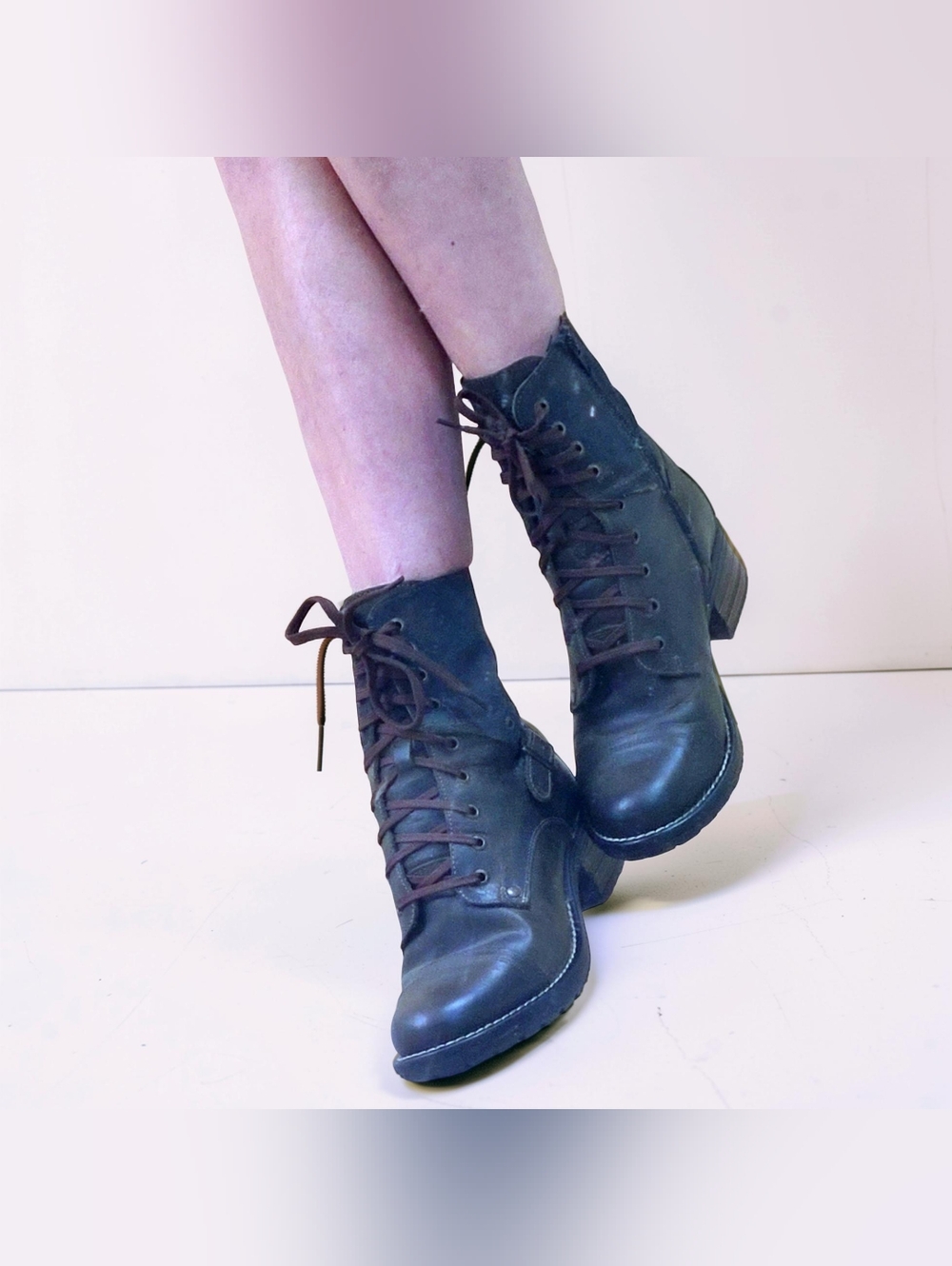 Taos Crave Lace-Up Leather Boots Size 7.5/38 - Picture 3 of 5